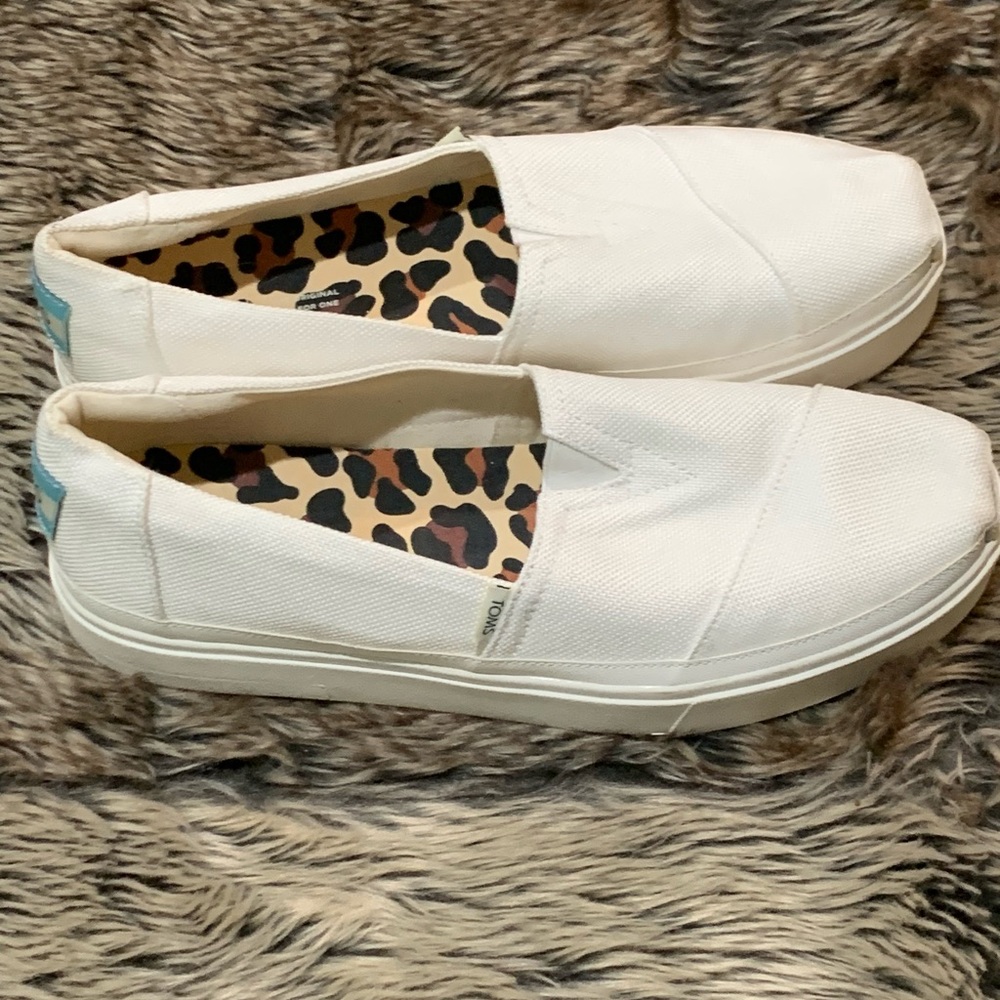 Tom’s Women Alpargata Lug Slip On Shoes, White /heavy canvas size 11